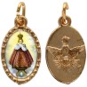 Médaille métal de couleur dorée ovale avec rebord effet dentelle H.1.5 cm avec résine. Disponible avec différents Saints.