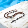 Chapelet avec grains en œil de tigre Ø 8 mm avec croix en hématite. Longueur jusqu'au cœur 31 cm