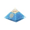 Pyramide Orgonite avec fleur de vie, L. 6 cm. Plusieurs pierres.