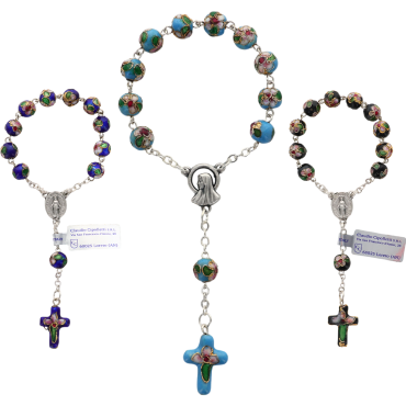 Dizainier sur chaine grains cloisonné en métal Ø 8 mm avec croix- Existe de différentes couleurs-
