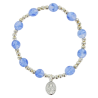 Bracelet dizainier sur élastique pour enfant avec grains œil de chat Ø 6 mm et médaille en métal de la Vierge Miraculeuse.