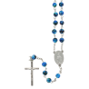 Chapelet grains tachetés ,Ø 7 mm, chaîne couleur argentée, longueur au cœur 34 cm, croix avec Christ.