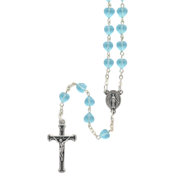 Chapelet grains en verre forme coeur Ø 6 mm sur chaine, croix avec Christ. Differentes couleur