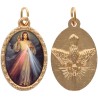 Médaille métal de couleur dorée ovale avec rebord effet dentelle H.2.5 cm avec résine. Disponible avec différents saints.