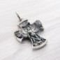 Croix en métal de Saint Michel. Hauteur 2.5 cm.