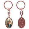 Porte-clés en aluminium de couleur cuivrée, hauteur 3,8 cm, avec résine. Disponible avec plusieurs saints au choix.