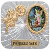 Plaque auto forme carrée en alu striée H. 3.50 cm avec rose avec résines. Disponible avec différents Saints.