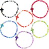 Bracelet enfant sur elastique grains en turquoise synthetique et en verre Ø 4 mm, avec croix. LOT DE 6 ASSORTIS.
